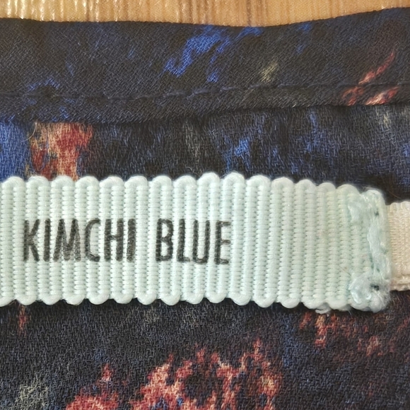 NWOT Kimchi Blue Floral Spaghetti Strap Top - Picture 5 of 6